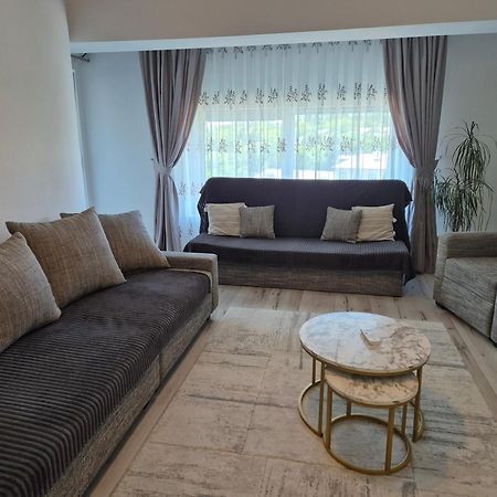 Suceava Apartment Luaran gambar